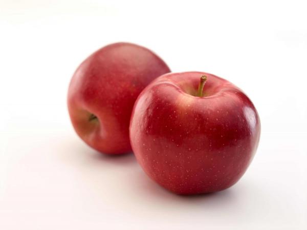 Red Delicious Apple in the Sale Markets