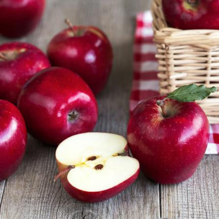 the Amazing Benefits of Red Apples as a Paradise Fruit