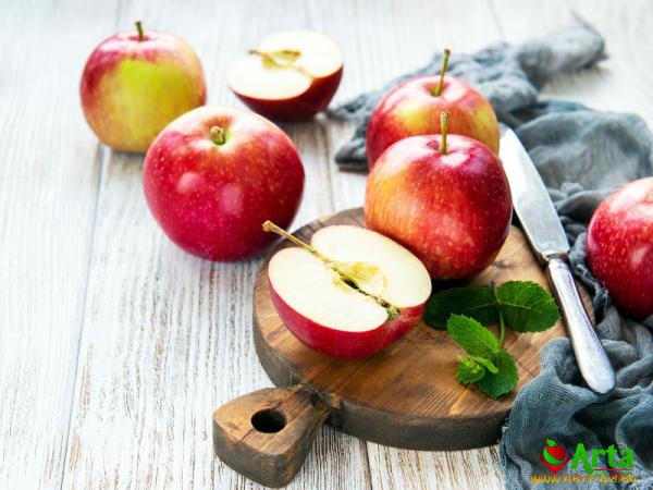 The price and purchase types of asian apple fruit