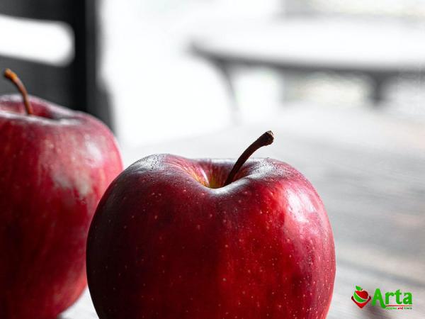 Purchase and price of black apple fruit types